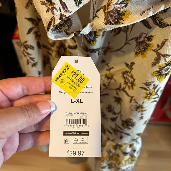 NWT L/XL Time and Tru Kimono - Picture 8 of 9
